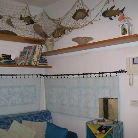 Acquamarina אולביה