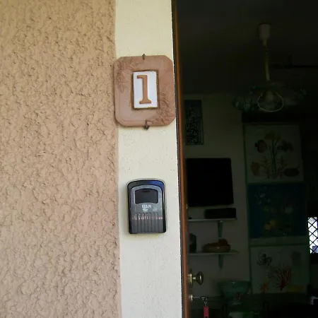 Acquamarina דירה אולביה