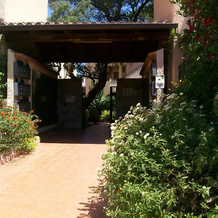 Acquamarina דירה *